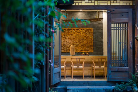 雲且慢客栈(丽江古城心花路放店)