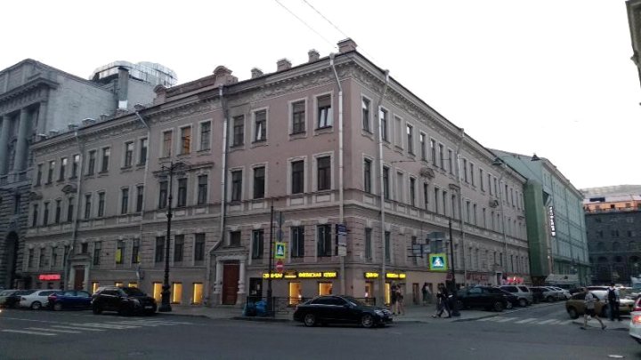 皇宫广场附近公寓酒店(Apartments Near Palace Square)