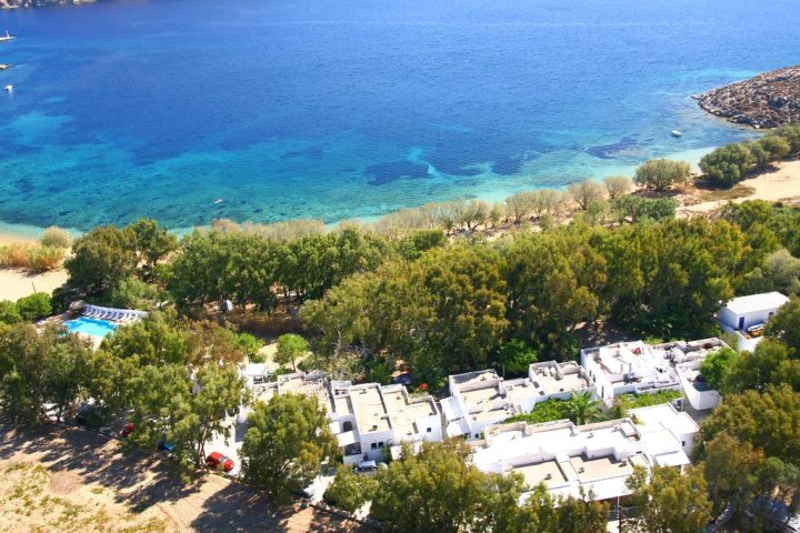 Coralli Seaside Resort