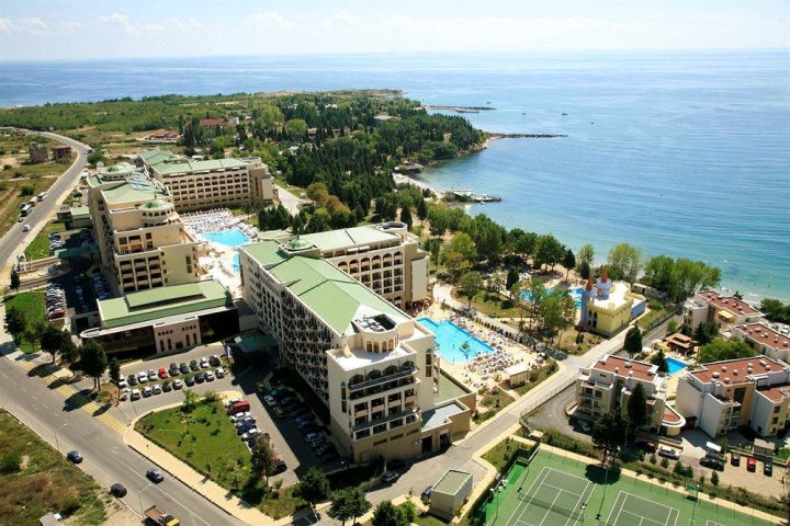 全包式索尔内塞巴尔宫酒店(Sol Nessebar Palace All Inclusive)