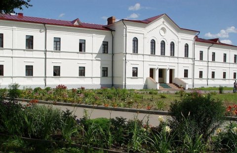 圣三一修道院酒店(Troitse-Sergiev Varnitskiy Monastyr)