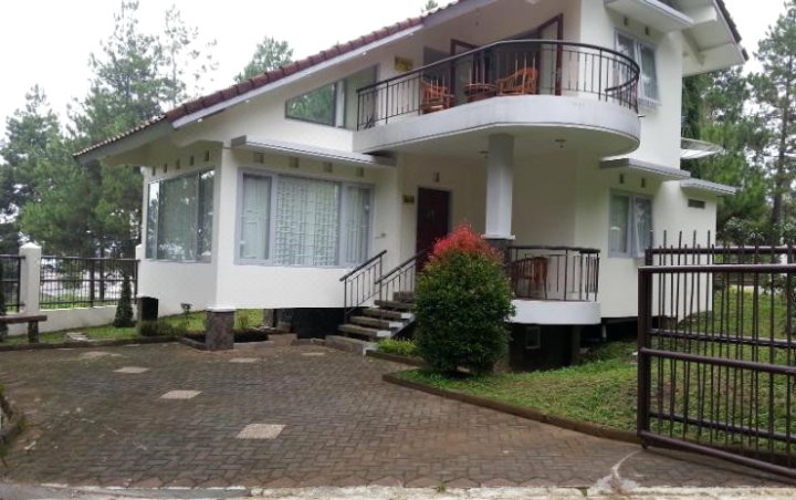 Villa 5Cemara