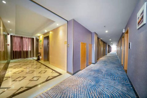 精通酒店(平南步行街中心广场店)