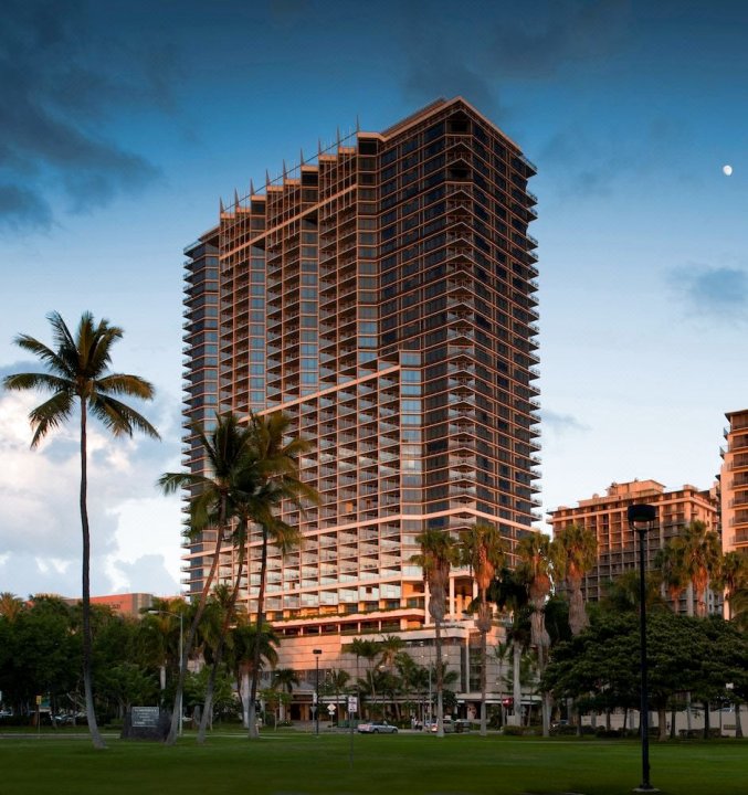 威基基海滩步行特朗普国际酒店(Trump International Hotel Waikiki)