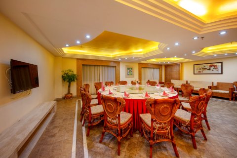 龙门尚天然温泉小镇