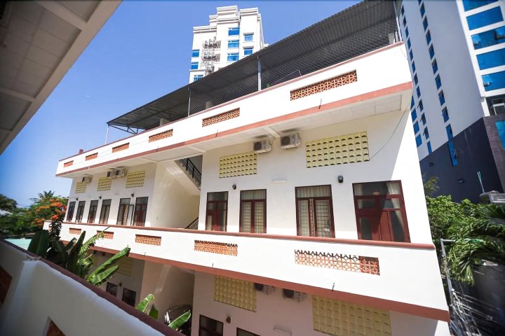 芽庄开放式公寓酒店(Nha Trang Studio Apartments)
