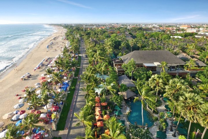 雷吉安海滩酒店 - CHSE 认证(Legian Beach Hotel)