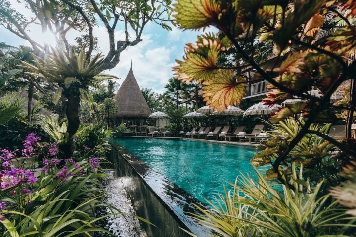 巴厘岛乌布阿勒娜度假酒店(The Alena Resort Bali)