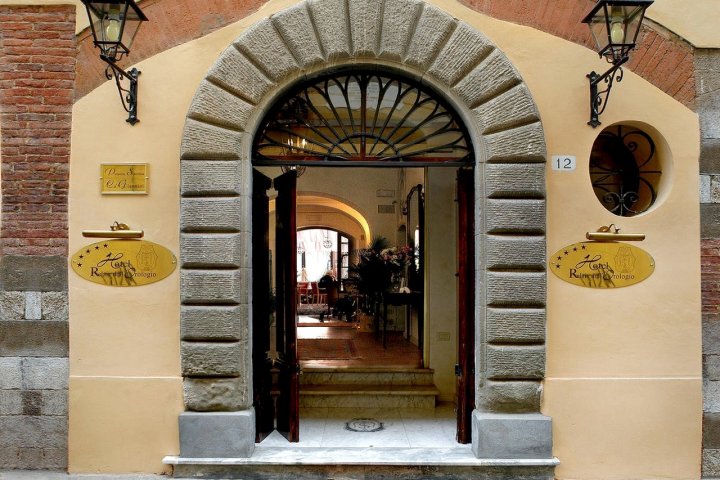 勒赖斯戴尔(Hotel Relais Dell Orologio)