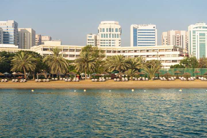 阿布扎比艾美假村酒店(Le Meridien Abu Dhabi)