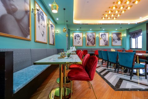 巨片电影酒店(平阳鳌江新河南路店)