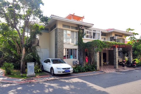 友家度假公寓(三亚亚龙湾申亚翡翠谷店)