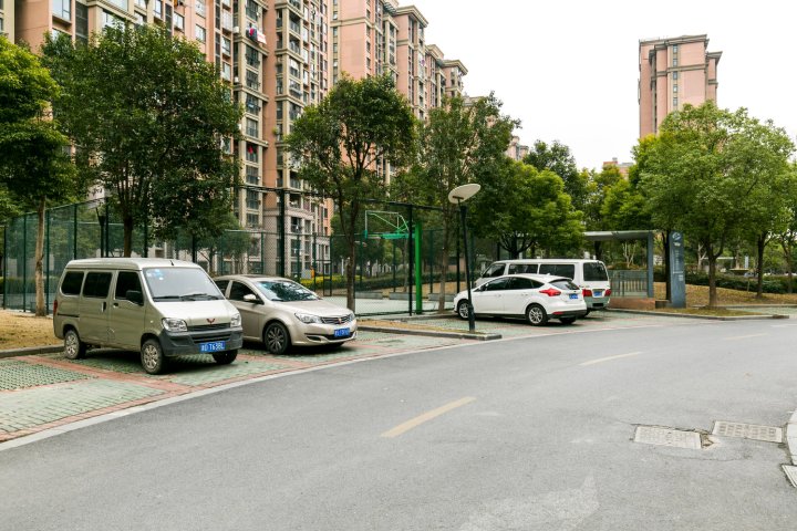 上海来咱们干净的家民宿(海波路分店)