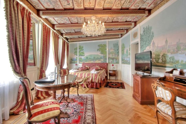 阿尔奇米斯特布拉格城堡套房酒店(Alchymist Prague Castle Suites)