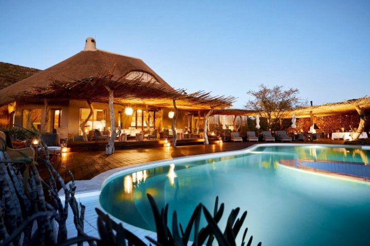 特斯瓦鲁喀拉哈里储备酒店(Tswalu Kalahari Reserve)