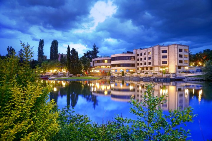 斯塔拉扎戈拉百乐酒店(Park Hotel Stara Zagora)