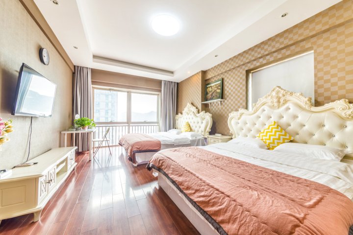 大连留连星海广场民宿