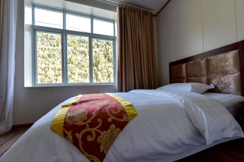 小金行者山舍客栈