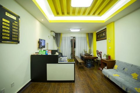 西双版纳告庄江景湾酒店(告庄西双景星光夜市店)