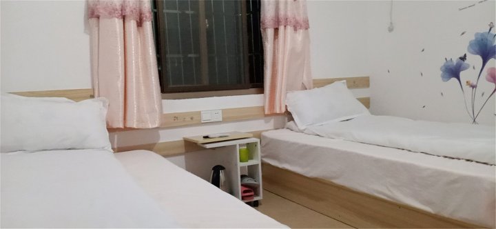 龙岩林志康客栈(鸭子地大桥分店)