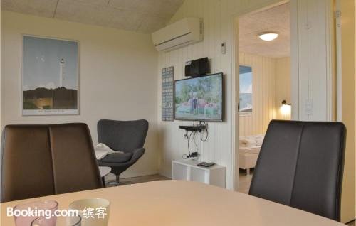 林克宾09两卧度假屋(Nice Home in Ringkbing with 2 Bedrooms and Wifi)