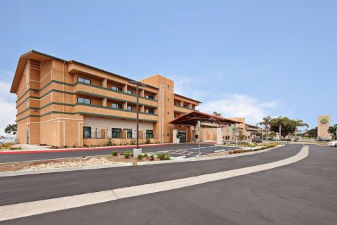 本图拉港智选假日套房酒店(Holiday Inn Express Hotel & Suites Ventura Harbor, an IHG Hotel)