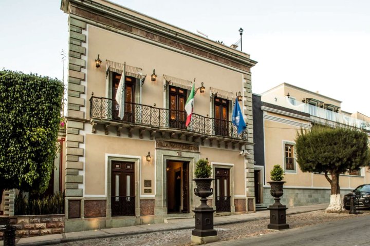 玛丽亚克里斯蒂娜别墅酒店(Villa Maria Cristina Hotel)