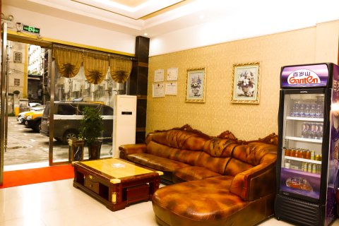 岳池嘉洲大酒店