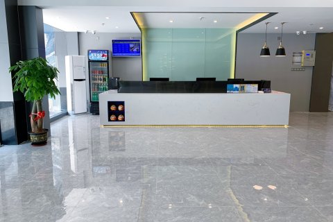 优品酒店(广州人和地铁站华通广场店)