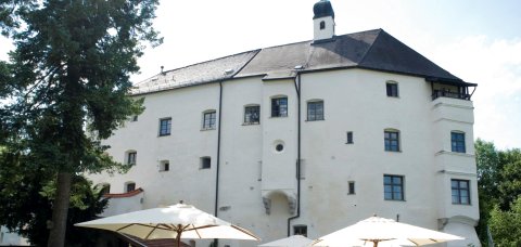 Schloss Amerang