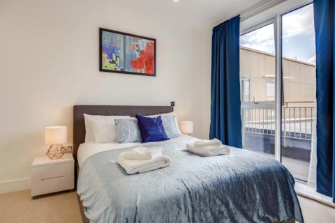 Heathrow One-Bedroom Apartments