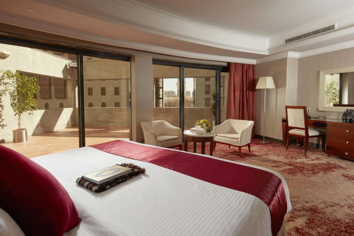弗朗泰尔阿拉里蒂亚酒店(Frontel Al Harithia Hotel)