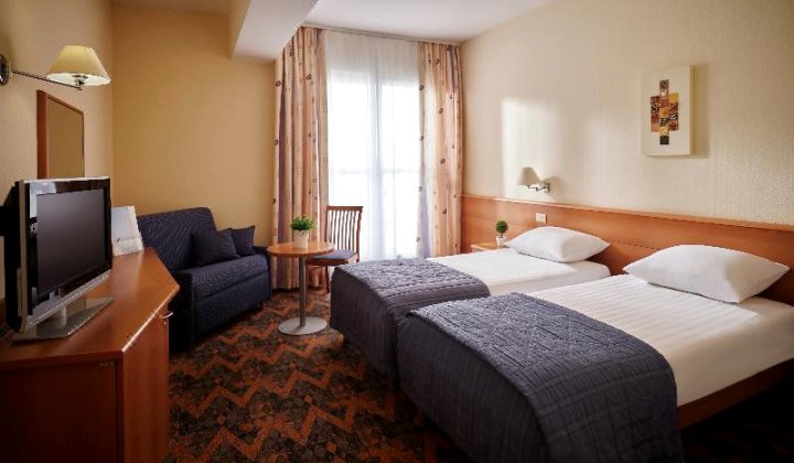 里维埃拉莱夫库拉斯酒店 - 健康中心(Hotel Riviera - Terme & Wellness Lifeclass)