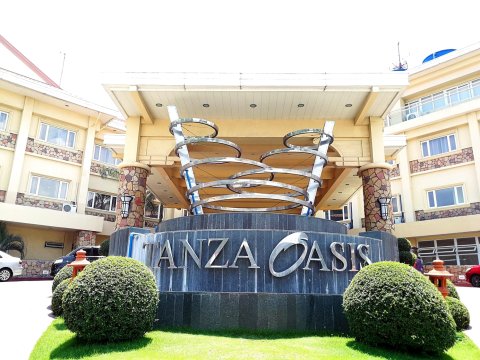 卡威特坦扎绿洲度假村酒店(Tanza Oasis Hotel and Resort Cavite)