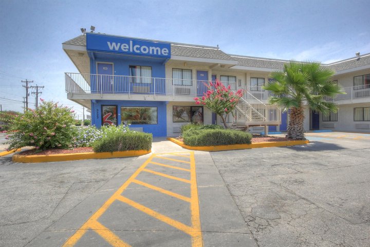 圣安东尼奥6号汽车旅馆 - FT山姆·休斯敦(Motel 6-San Antonio, TX - Fort Sam Houston)