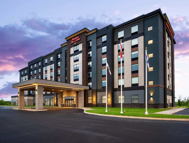 夏洛特敦欢朋套房酒店(Hampton Inn & Suites Charlottetown)