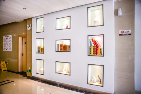 诺庭连锁酒店(韶关百年东街西河客运站店)