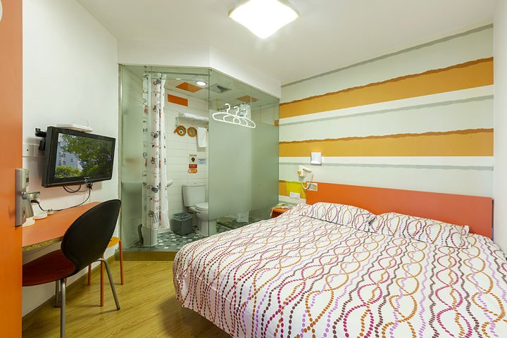 布丁酒店(宁波天一广场东店)