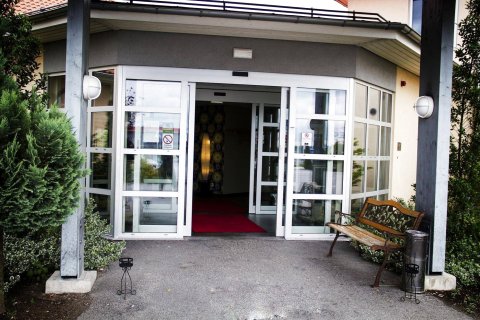 维德斯滕贝斯特韦斯特酒店(Best Western Hotel Vidöstern)