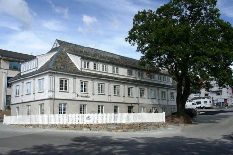 约尔珀兰维克莱特酒店(Verkshotellet Jørpeland)