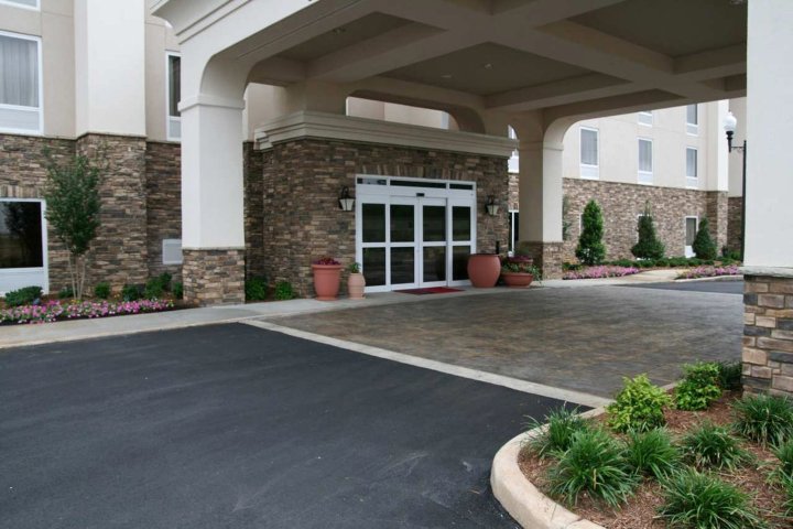 拉内特/西点欢朋酒店(Hampton Inn & Suites Lanett/West Point)