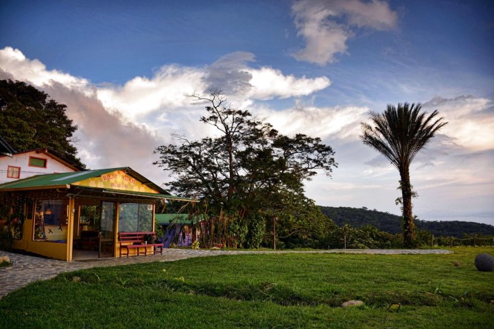 埃斯孔迪多山谷自然保护区旅馆及农场(Valle Escondido Nature Reserve Hotel & Farm)