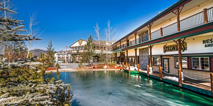 大熊湖山林小屋假日酒店&度假村(Holiday Inn Resort the Lodge at Big Bear Lake, an IHG Hotel)