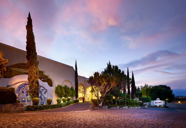 伊斯塔潘德拉萨尔万豪酒店及水疗中心(Ixtapan de la Sal Marriott Hotel & Spa)