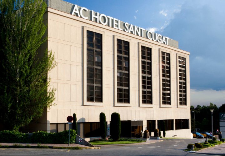 圣库加特AC酒店，万豪生活酒店(AC Hotel San Cugat by Marriott)