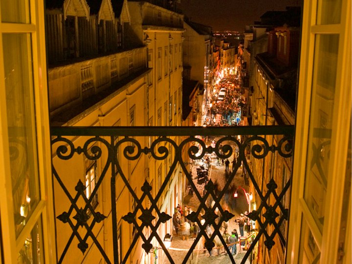 里斯本色彩白尔罗阿尔图公寓(Lisbon Colours Bairro Alto Apartments)