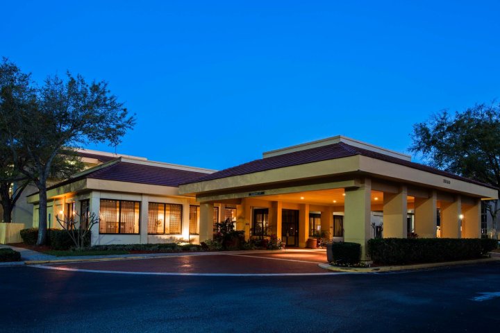 奥兰多国际车道拉昆塔酒店(Quality Inn at International Drive Orlando)