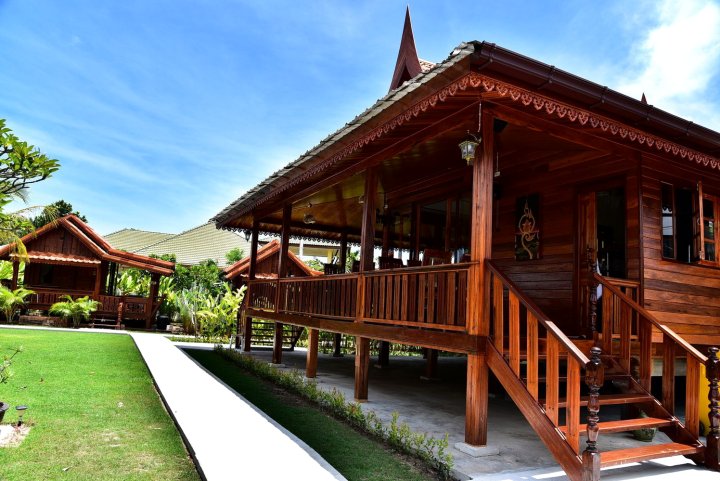 泰国度假酒店(Thai House Resort)