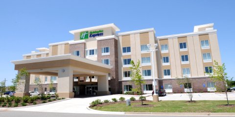 科文顿 - 麦迪逊维尔智选假日酒店(Holiday Inn Express Covington-Madisonville, an IHG Hotel)