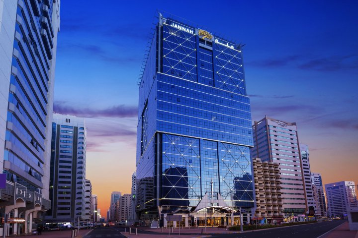 占奈萨拉卜塔酒店(Jannah Burj Al Sarab)